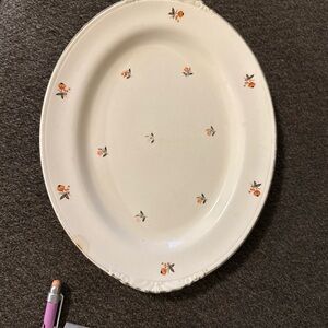 Nautilus Cunningham & Pickett Floral Cream Oval Platter No Chips READ SEE PICS.